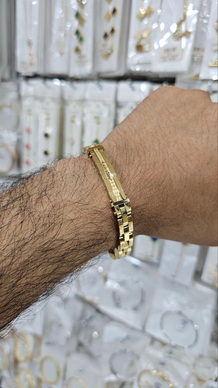 photo_5787653111115008184_y